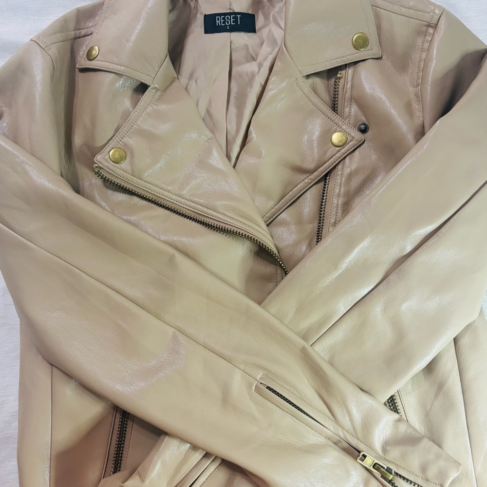 Tan Leather Jacket with Classic Design and Belted Waist